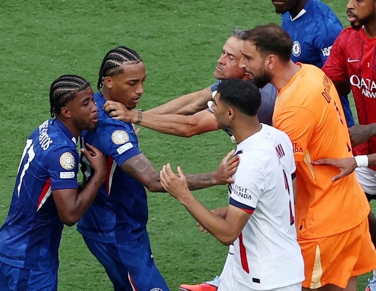 hlv-psg-co-hanh-dong-dang-xau-ho-sau-tran-thua-cay-dang-chelsea