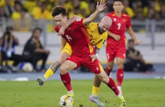 chuyen-gia-dt-viet-nam-co-nhap-tich-cung-con-lau-moi-duoi-kip-malaysia-va-indo